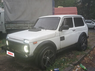 1996 Lada (ВАЗ) 2121 (4x4) I Рестайлинг, белый, 250000 рублей, вид 2