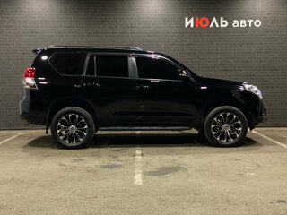 2012 Toyota Land Cruiser Prado 150 Series, чёрный, 3000000 рублей, вид 4