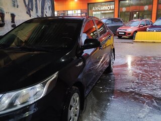2012 Kia Rio 5-speed III, чёрный, 780000 рублей, вид 2