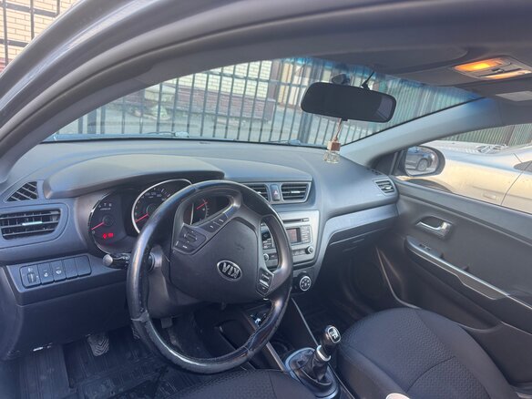 2015 Kia Rio III Рестайлинг, голубой, 750000 рублей - вид 7