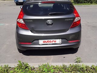 2014 Hyundai Solaris I Рестайлинг, серый, 725000 рублей, вид 3