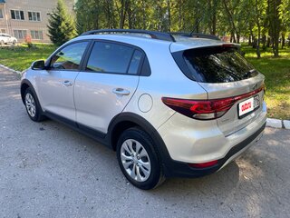 2020 Kia Rio X-Line IV, серебристый, 1599000 рублей, вид 4