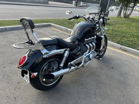 2004 Triumph Rocket III, чёрный, 700000 рублей, вид 3