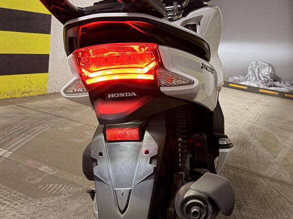 2001 Honda PCX 125, белый, 320000 рублей - вид 10