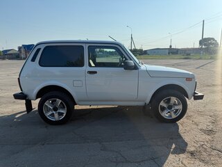 2024 Lada (ВАЗ) Niva Legend Euro-2 I, белый, 1000000 рублей, вид 4