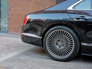 2021 Bentley Flying Spur III, чёрный, 17990000 рублей, вид 5
