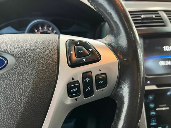 2013 Ford Explorer V, чёрный - вид 13