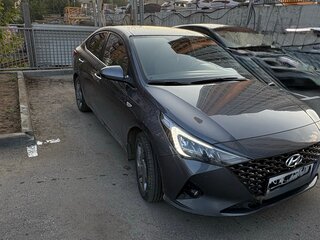 2021 Hyundai Solaris II Рестайлинг, серый, 1750000 рублей, вид 3