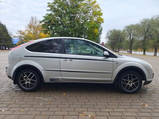 2007 Ford Focus II, серебристый, 400000 рублей, вид 4