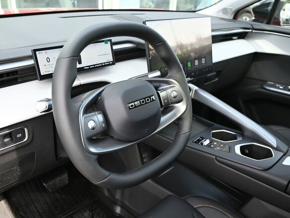 2026 Omoda C5 II, красный, 2399000 рублей - вид 17