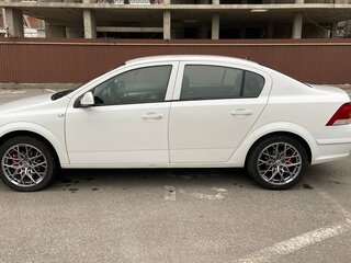2014 Opel Astra H Рестайлинг, белый, 620000 рублей, вид 5