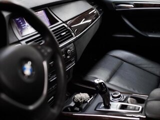 2012 BMW X5 35i II (E70) Рестайлинг, белый, 2000000 рублей, вид 5
