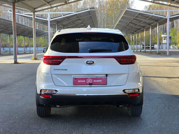2019 Kia Sportage IV Рестайлинг, белый, 1794900 рублей - вид 5