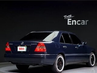 1996 Mercedes-Benz C-Класс 200 5-speed I (W202), синий, 1800000 рублей, вид 3