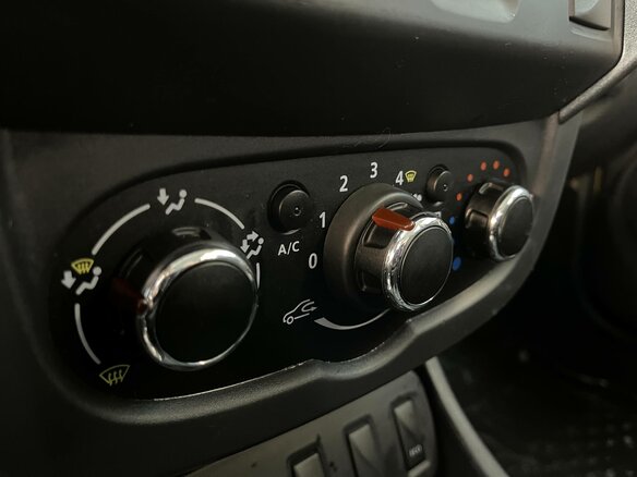 2017 Renault Duster I Рестайлинг, зелёный, 1027359 рублей - вид 15