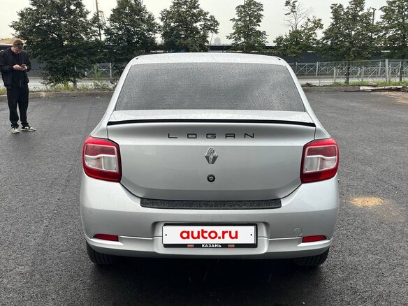 2016 Renault Logan II, серый - вид 3