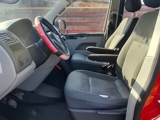 2013 Volkswagen Transporter T5 Рестайлинг, красный, 1300000 рублей, вид 5