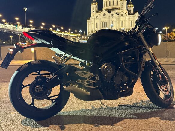 2017 Triumph Street Triple, чёрный, 599999 рублей - вид 10