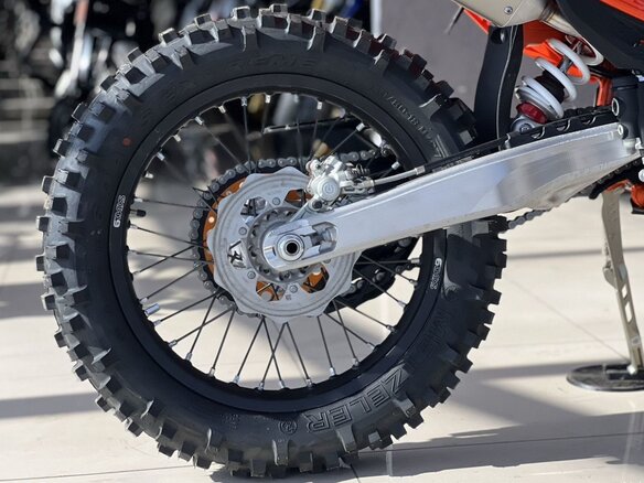2025 KTM 250 EXC, оранжевый, 1250000 рублей - вид 12