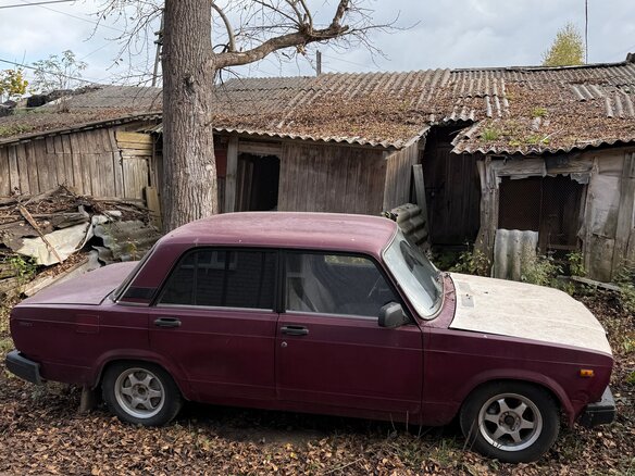 2003 Lada (ВАЗ) 2107, красный - вид 2