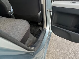 2010 Toyota Vitz II (XP90), серый, 730000 рублей, вид 5