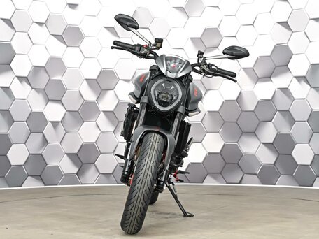 2021 Ducati Monster 937, серый, 819000 рублей, вид 5