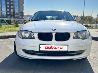 2010 BMW 1 серии 116i I (E81/E82/E87/E88) Рестайлинг, белый, 1200000 рублей, вид 2