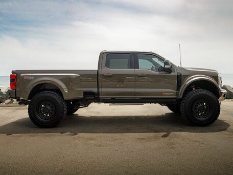 2026 Ford F-350, коричневый, 25800000 рублей, вид 2