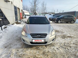 2008 Kia Ceed I, серебристый, 650000 рублей, вид 3