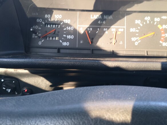 2006 Lada (ВАЗ) 2121 (4x4) I Рестайлинг, пурпурный, 470000 рублей - вид 6