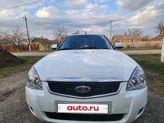 2013 Lada (ВАЗ) Priora I, белый, 500000 рублей, вид 3