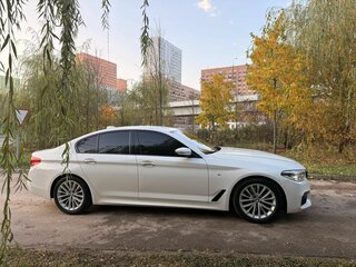 2018 BMW 5 серии 530i xDrive VII (G30/G31/G38), белый, 3350000 рублей, вид 5