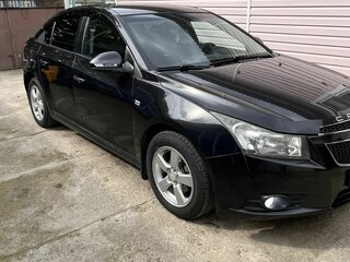 2011 Chevrolet Cruze I, чёрный, 645000 рублей, вид 1