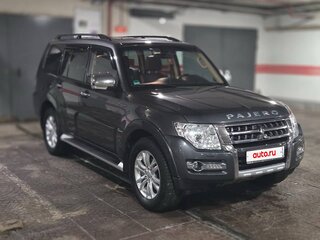2018 Mitsubishi Pajero IV Рестайлинг 2, серебристый, 3850000 рублей, вид 2