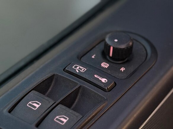 2007 Volkswagen Multivan T5, серебристый - вид 24