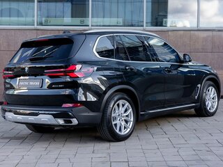 2026 BMW X5 40i IV (G05/G18) Рестайлинг, чёрный, 30500000 рублей, вид 5