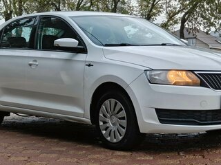 2019 Skoda Rapid I Рестайлинг, белый, 970000 рублей, вид 3