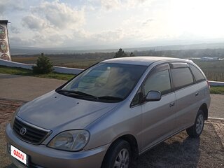 2002 Toyota Nadia, серебристый, 660000 рублей, вид 1