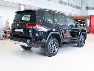 2025 Toyota Land Cruiser 300 Series, чёрный, 16400000 рублей, вид 5