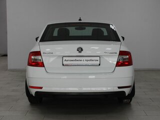 2017 Skoda Octavia III (A7) Рестайлинг, белый, 1569900 рублей, вид 5