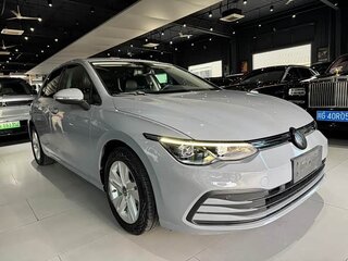 2022 Volkswagen Golf VIII, серый, 1650000 рублей, вид 3