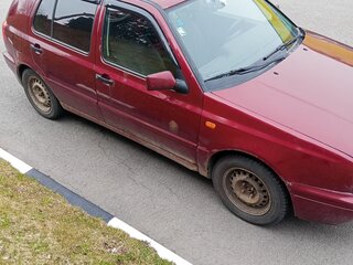 1996 Volkswagen Golf III, пурпурный, 130000 рублей, вид 4