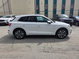 2020 Audi Q5 45 TFSI II (FY) Рестайлинг, белый, 3720000 рублей, вид 3
