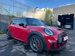 2021 Mini Hatch JCW III (F55/F56) Рестайлинг 2, красный, 3500000 рублей, вид 5