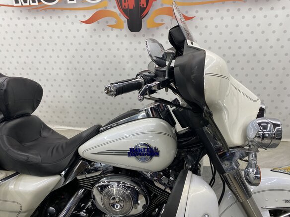 2005 Harley-Davidson Electra Glide, белый, 619000 рублей - вид 19