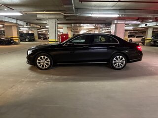 2019 Mercedes-Benz E-Класс 200 V (W213, S213, C238), чёрный, 2900000 рублей, вид 5