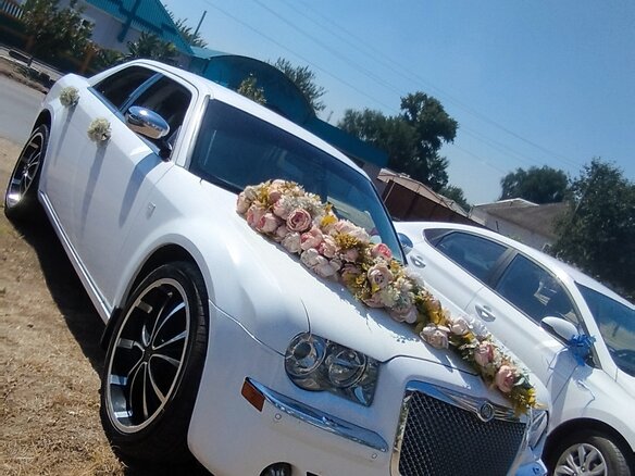 2008 Chrysler 300C I, белый, 1790000 рублей - вид 2