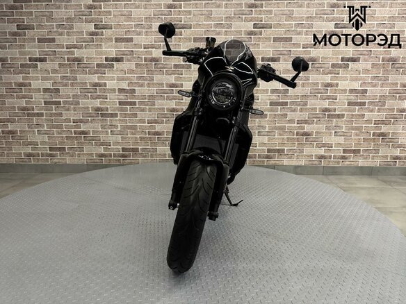 2022 Yamaha XSR900, чёрный - вид 2