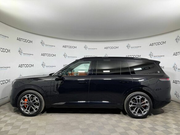 2026 Lynk & Co 900, чёрный - вид 1