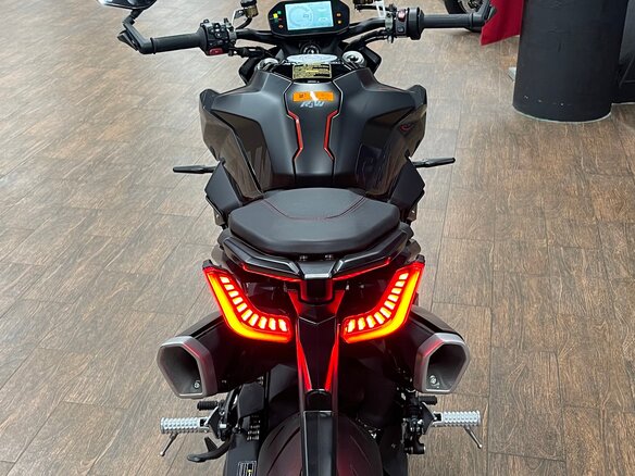 2026 QJMotor SRK 921, чёрный, 1090000 рублей - вид 7